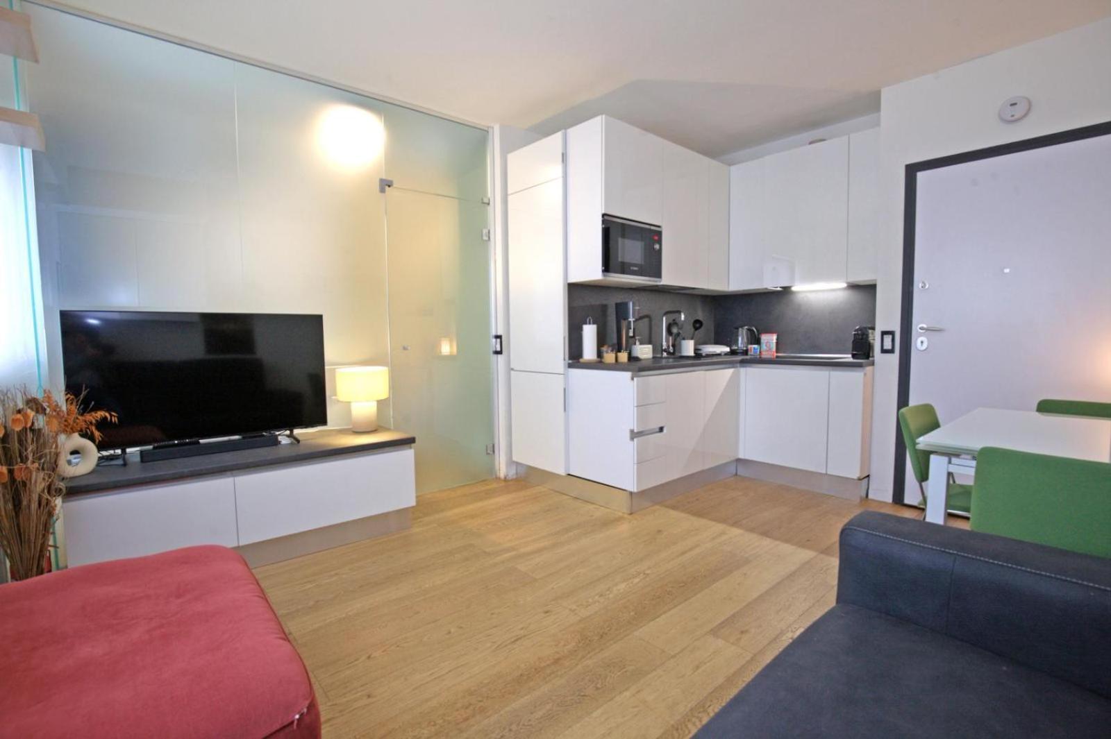 "Cine Cozy Loft" 3 Min Walk To Porta Romana Metro Station & Qc Terme Milão Exterior foto
